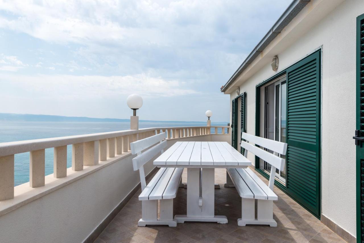 Beachfront Apartments Split Exterior photo